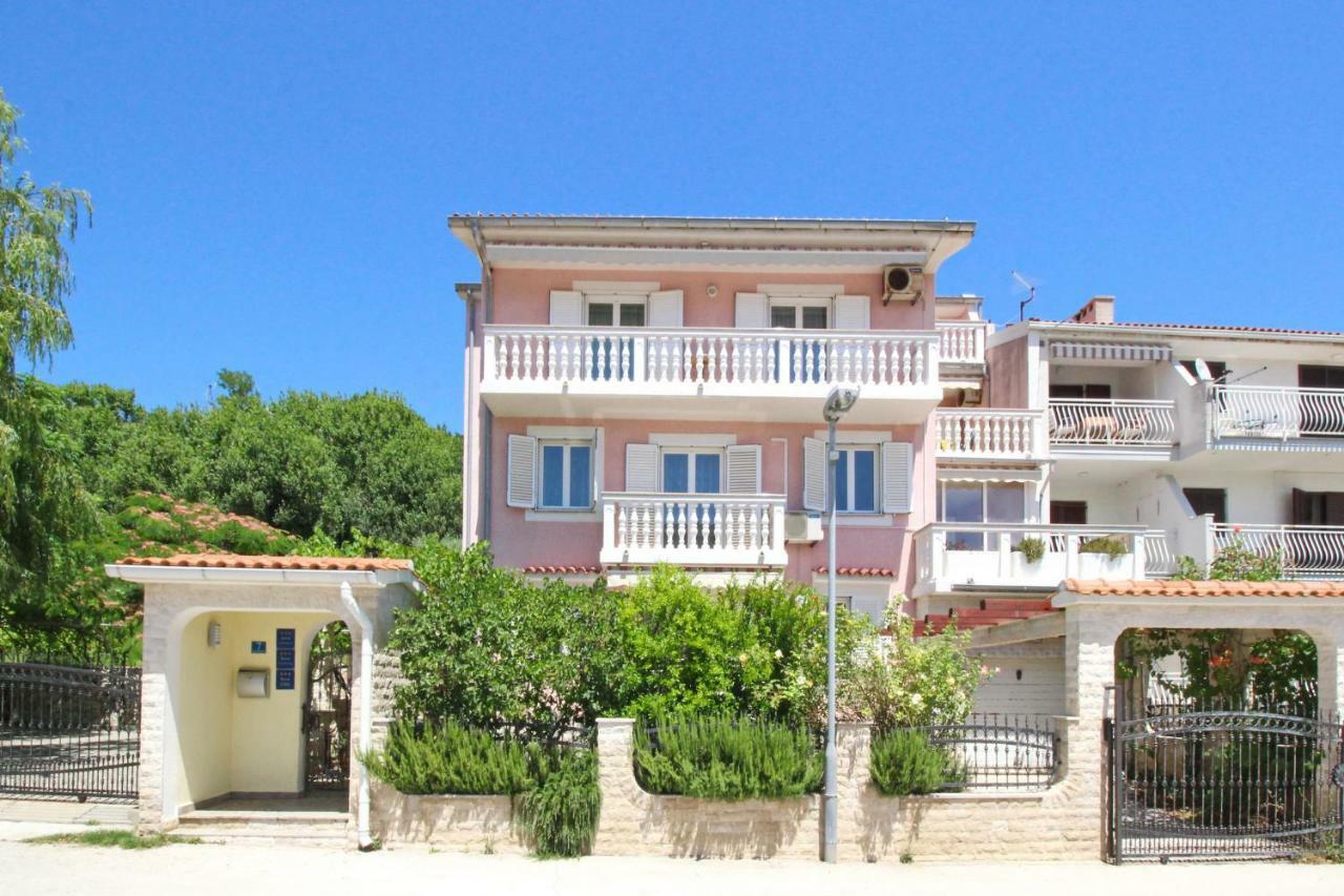 Apartments Alex Башка Экстерьер фото