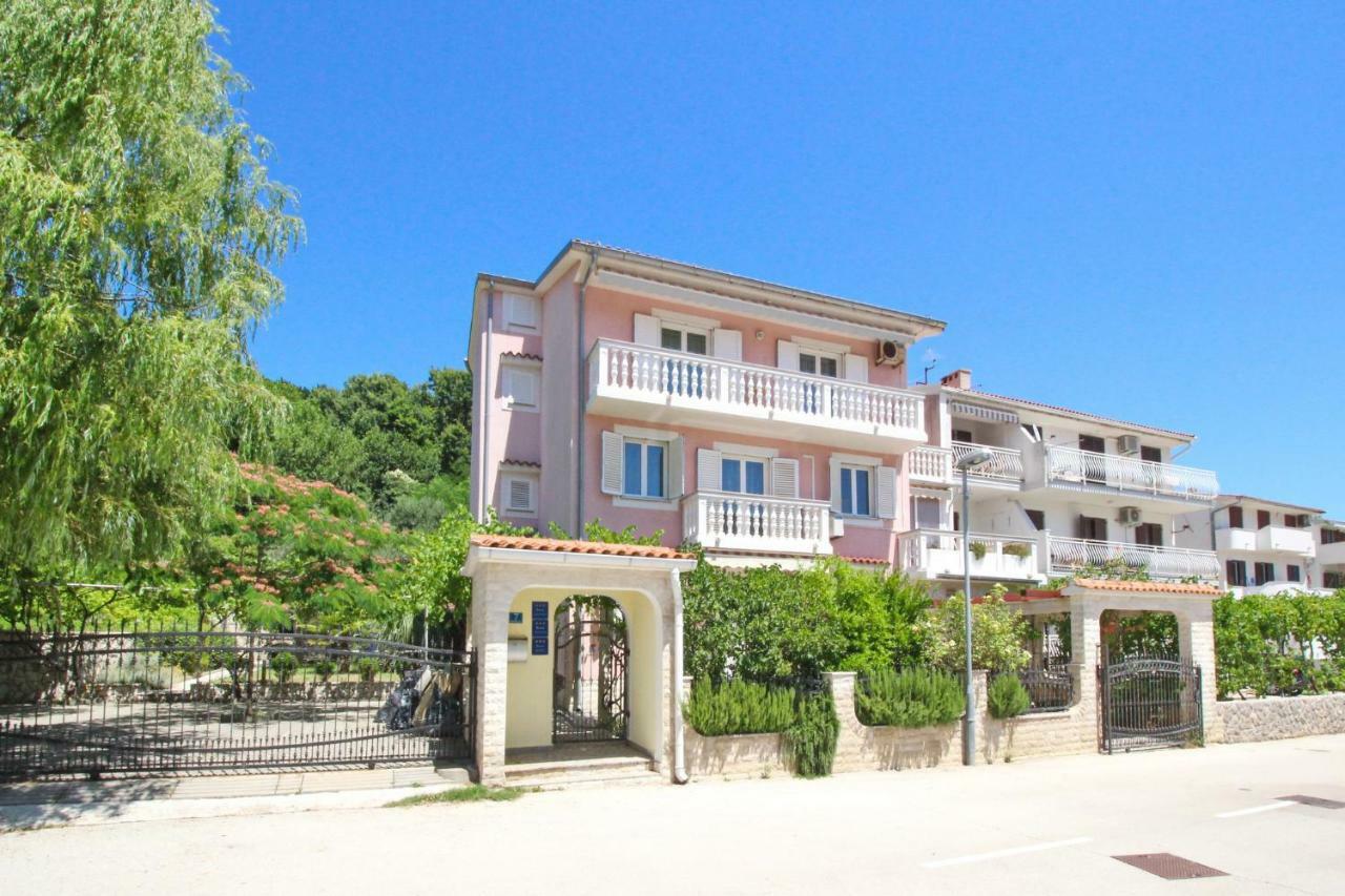 Apartments Alex Башка Экстерьер фото